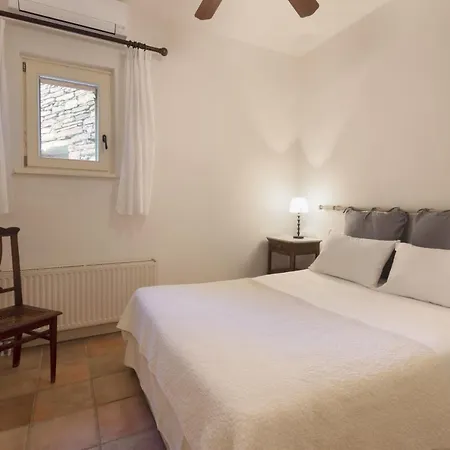 Seaview House Villa *